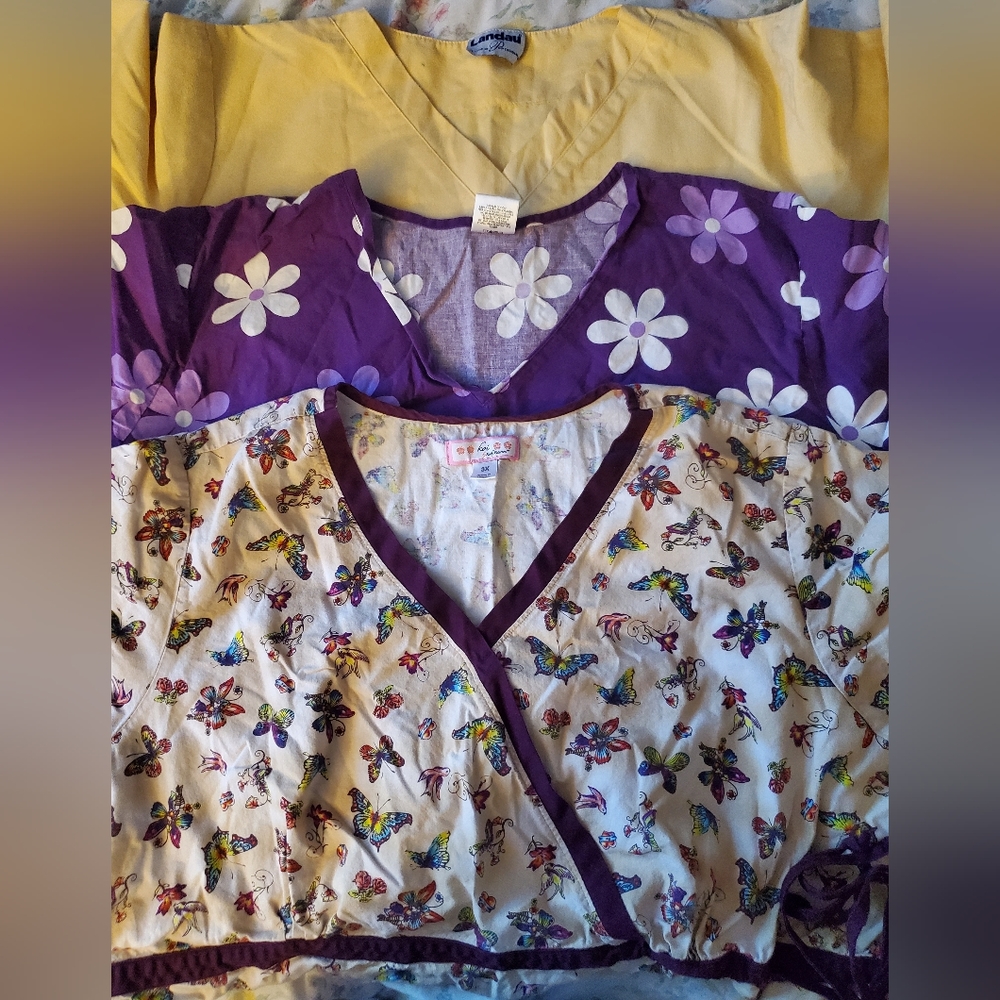 3 women's scrub tops 3X